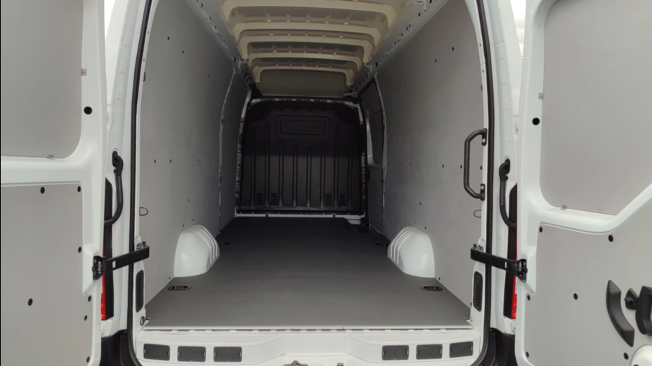 RENAULT Master Master dCi L4H3 RWD Pack Clim