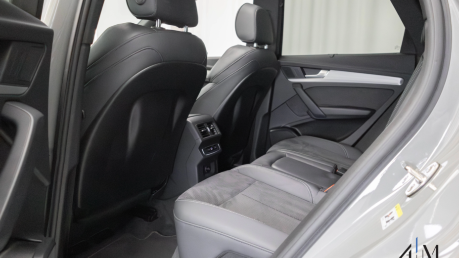 AUDI Q5 Q5 40 TDI mHEV Quattro S Line S tronic