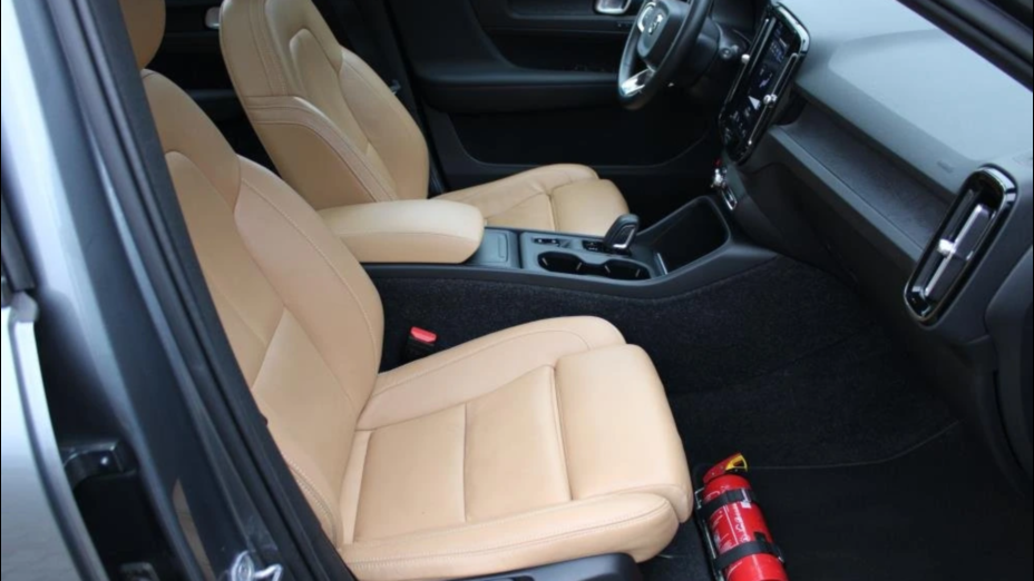 VOLVO XC40 XC40 D3 Momentum aut