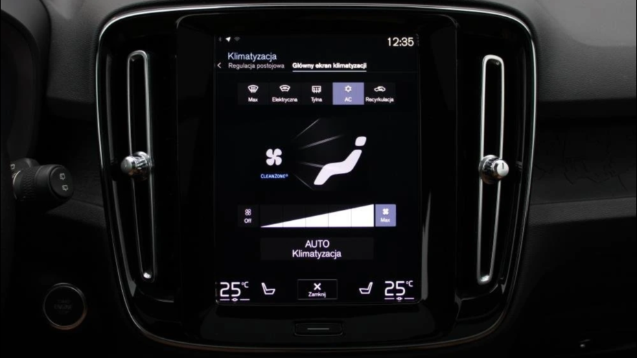 VOLVO XC40 XC40 D3 Momentum aut