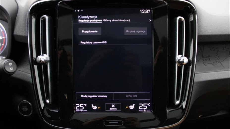 VOLVO XC40 XC40 D3 Momentum aut
