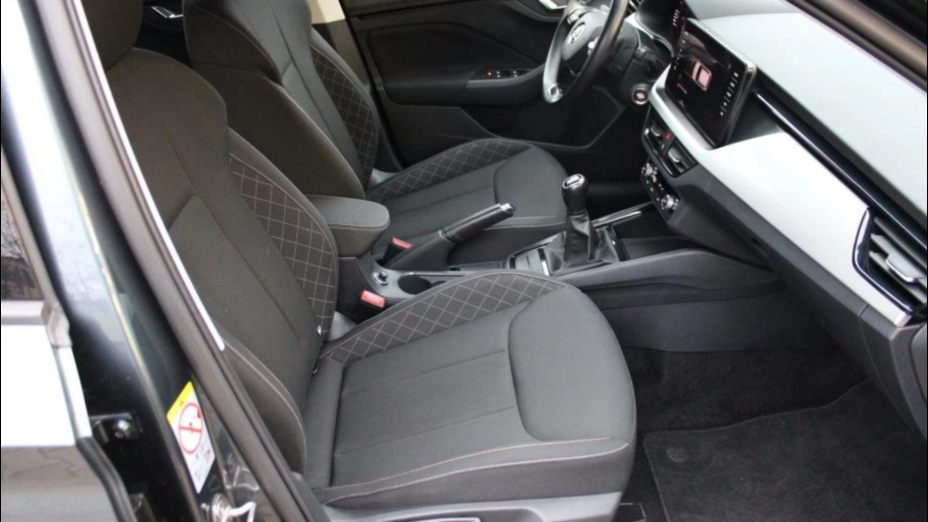 SKODA Kamiq Kamiq 1.0 TSI Active