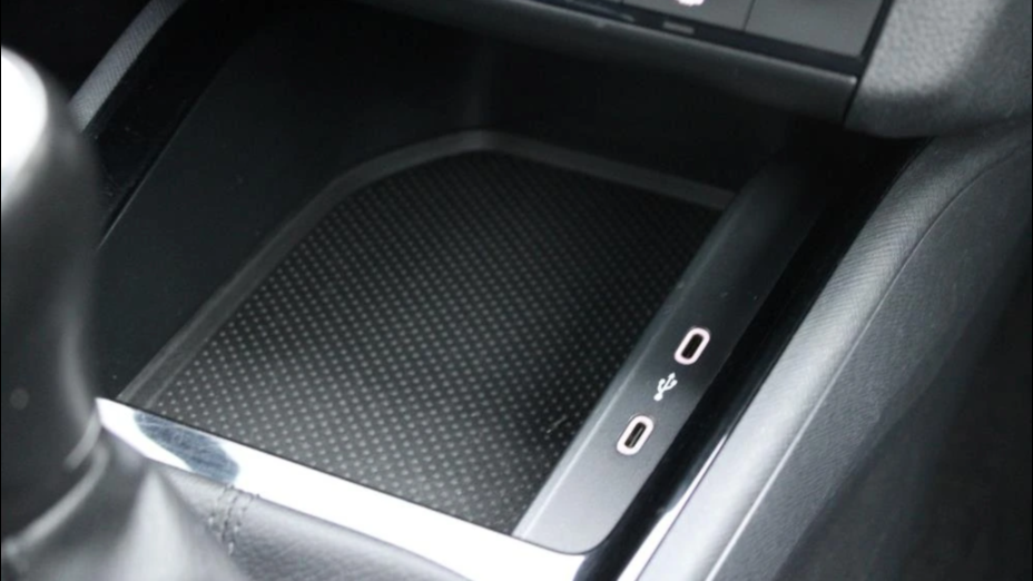 SKODA Kamiq Kamiq 1.0 TSI Active