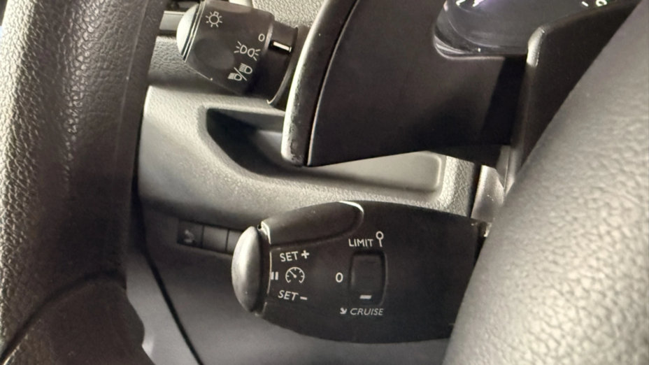 TOYOTA Proace Proace Kombi 2.0 D-4D Medium 2,8t Aut.