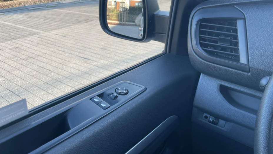 TOYOTA Proace Proace 2.0 D-4D Long 3,1t Active (bryg.)