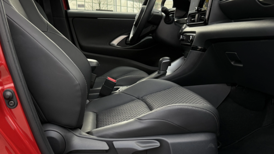 MAZDA 2 2 1.5 Hybrid Homura Plus CVT