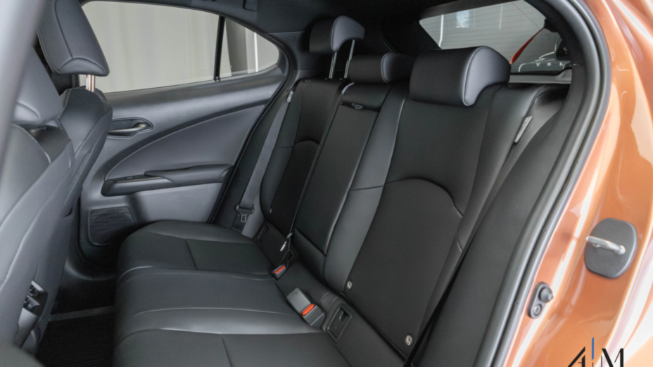 LEXUS UX UX 300h F Sport Design AWD