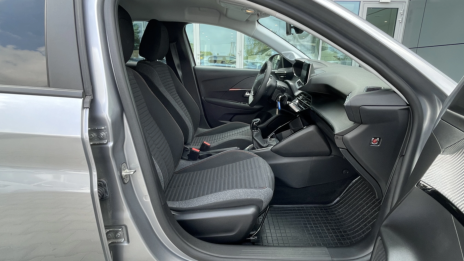 PEUGEOT 208 208 1.2 PureTech Like S&S