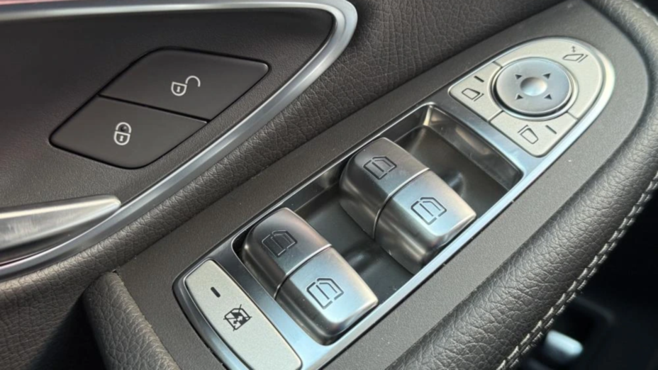 MERCEDES-BENZ C Klasa C 220 d 9G-TRONIC