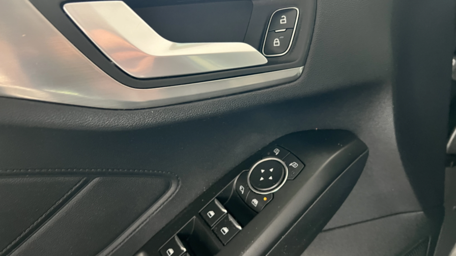 FORD Focus Focus 1.0 EcoBoost Titanium