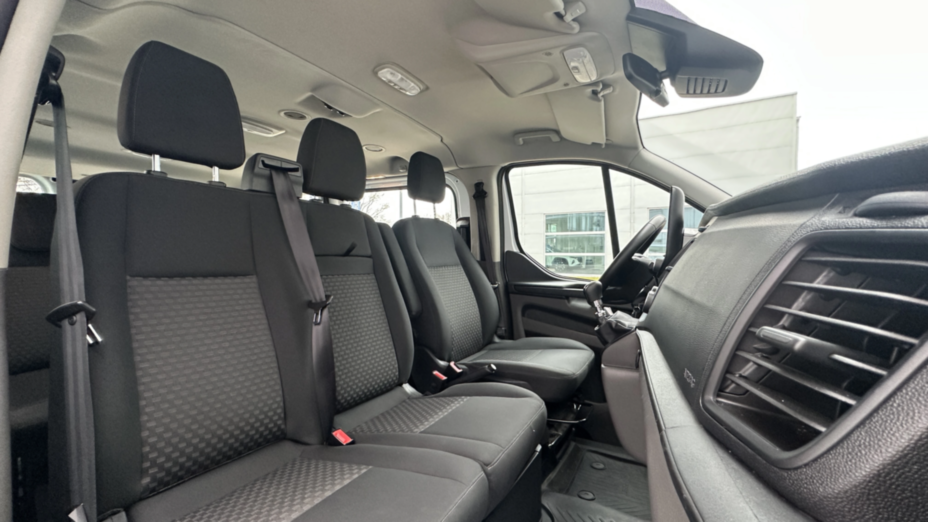 FORD Transit Custom Transit Custom 320 L2H1 Trend