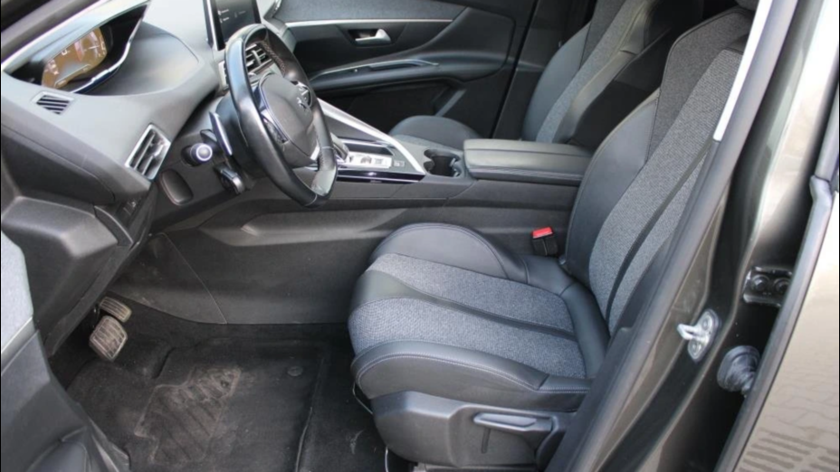 PEUGEOT 3008 3008 1.6 PureTech GPF Allure S&S EAT8