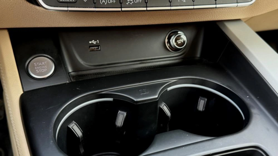 AUDI A5 A5 40 TFSI Sport S tronic