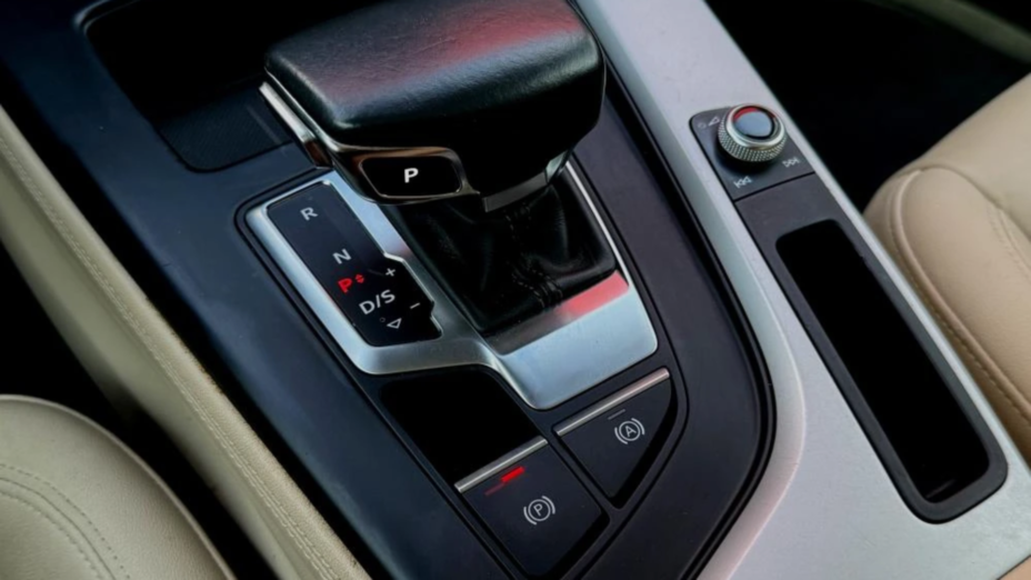 AUDI A5 A5 40 TFSI Sport S tronic