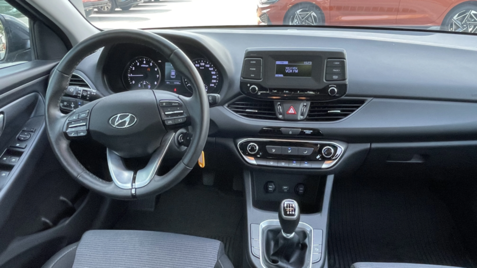 HYUNDAI i30 i30 1.0 T-GDI Modern