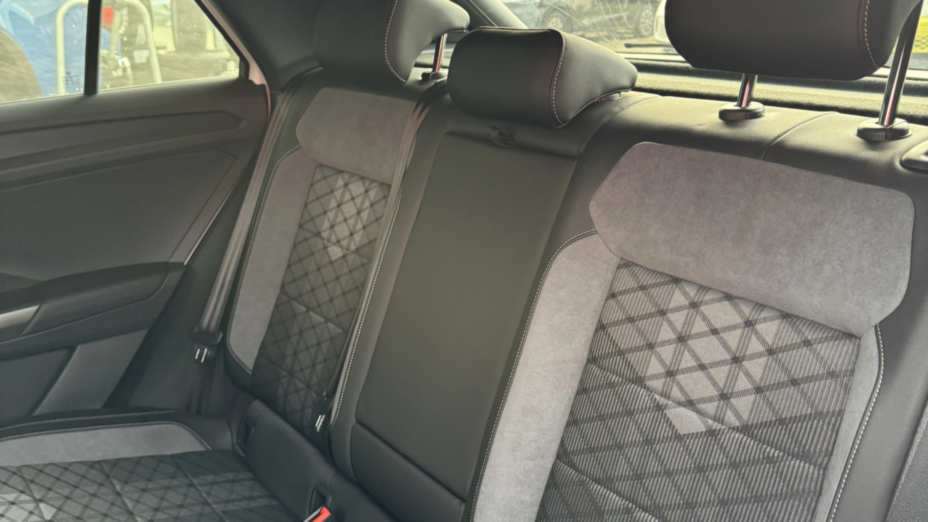 VOLKSWAGEN T-ROC T-ROC 1.5 TSI R-Line DSG