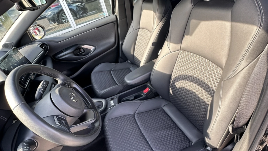 MAZDA 2 2 1.5 Hybrid Homura CVT