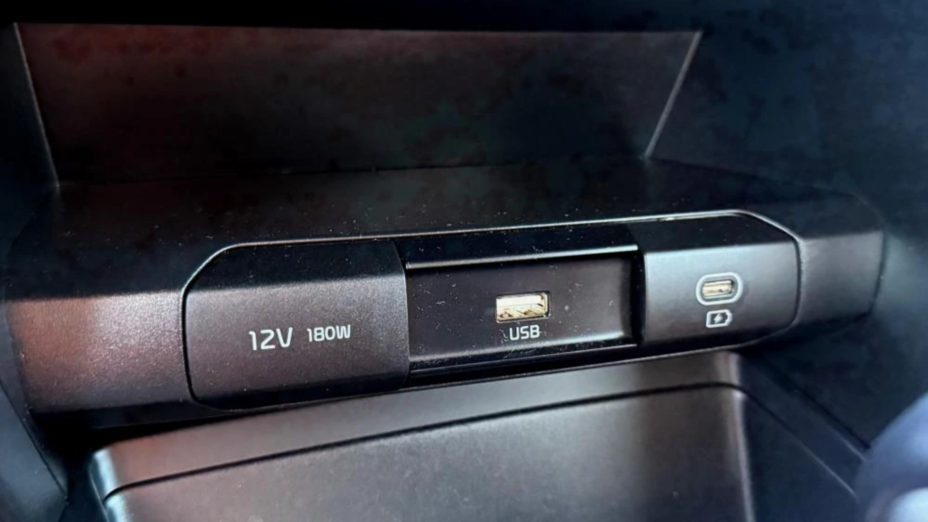 KIA Cee'd Ceed 1.5 T-GDI M DCT