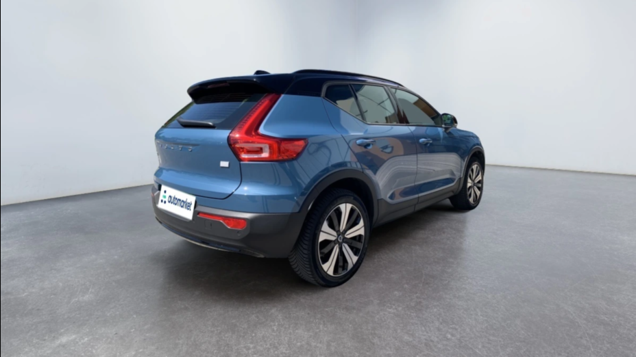 VOLVO XC40 XC40 73kWh P6 Recharge Plus aut