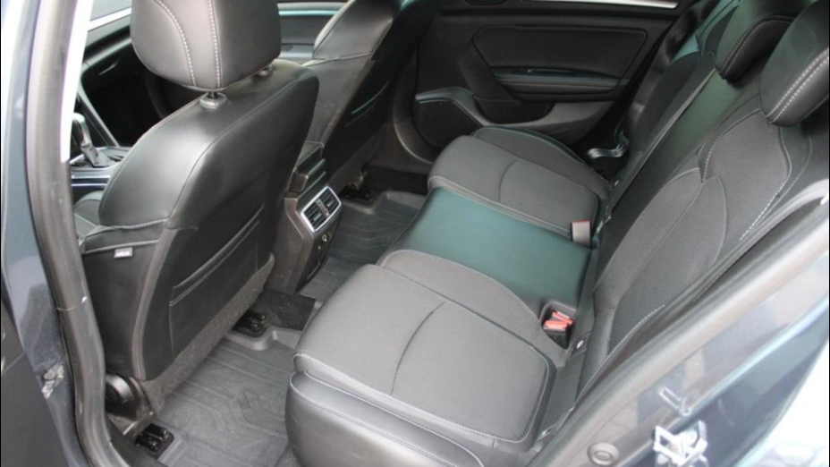 RENAULT Megane Megane 1.3 TCe FAP Techno EDC