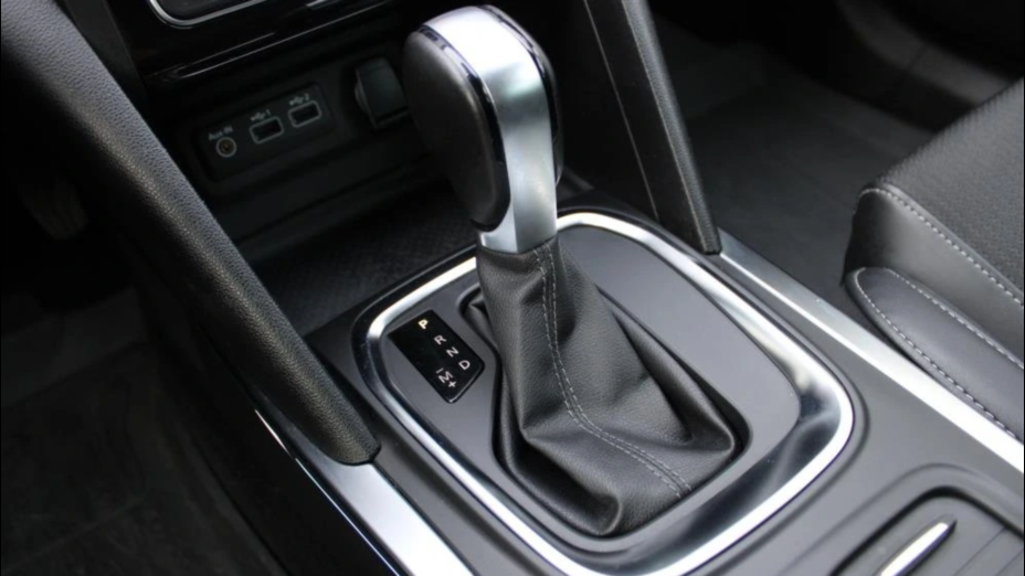 RENAULT Megane Megane 1.3 TCe FAP Techno EDC