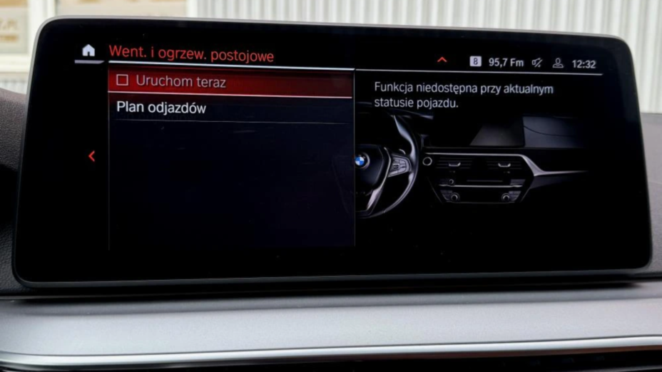 BMW Seria 5 520d xDrive Luxury Line sport-aut