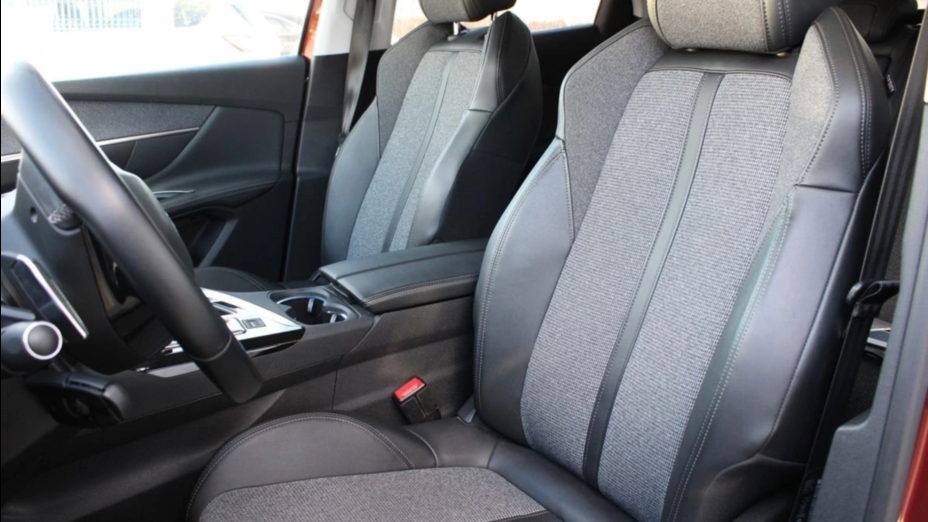 PEUGEOT 3008 3008 1.5 BlueHDi Allure S&S EAT8