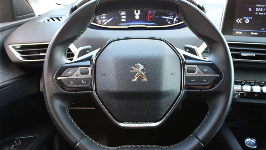PEUGEOT 3008 3008 1.5 BlueHDi Allure S&S EAT8