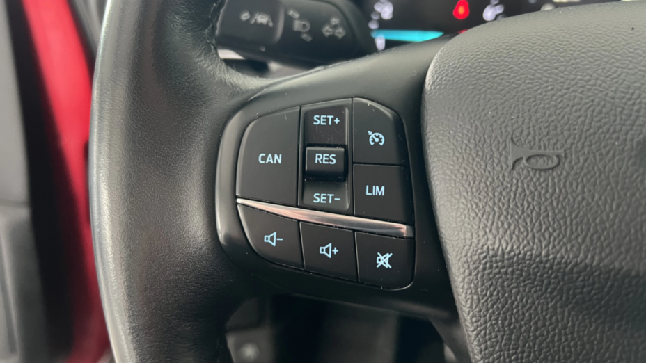 FORD Focus Focus 1.0 EcoBoost mHEV Titanium
