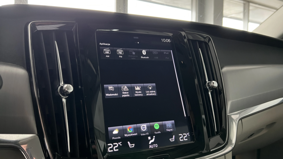 VOLVO V90 V90 T4 Momentum aut
