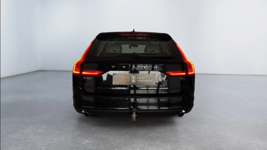 VOLVO V90 V90 T4 Momentum aut