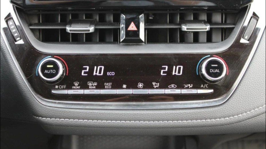 TOYOTA Corolla Corolla 2.0 Hybrid Comfort