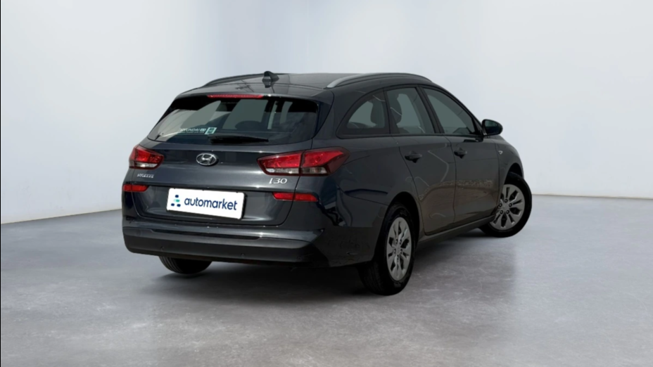 HYUNDAI i30 i30 1.6 D Classic +