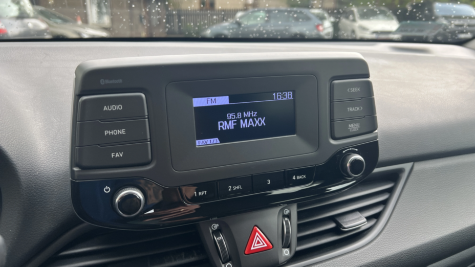 HYUNDAI i30 i30 1.5 DPI Modern
