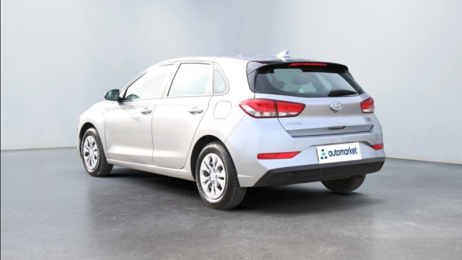 HYUNDAI i30 i30 1.5 DPI Classic +