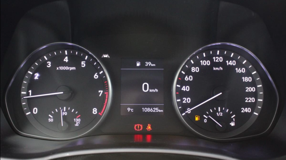 HYUNDAI i30 i30 1.5 DPI Classic +