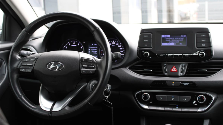 HYUNDAI i30 i30 1.5 DPI Classic +