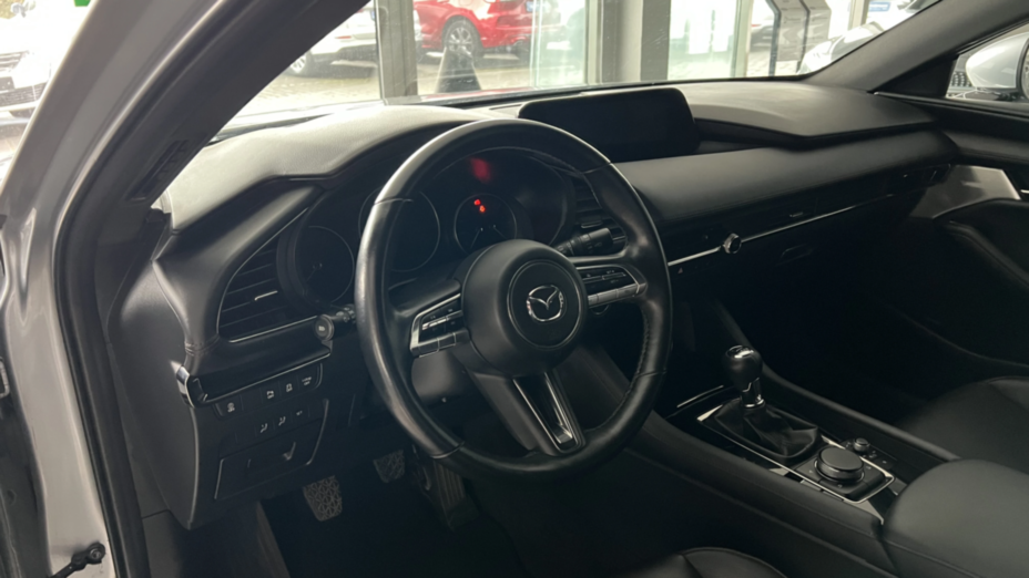 MAZDA 3 3 2.0 mHEV Homura
