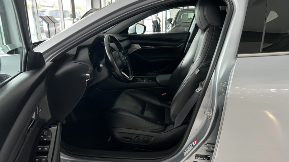 MAZDA 3 3 2.0 mHEV Homura