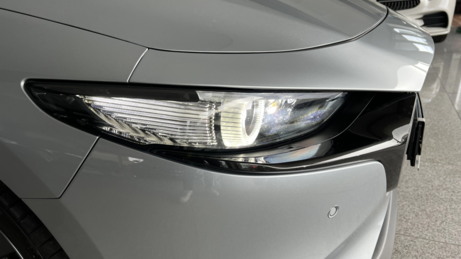 MAZDA 3 3 2.0 mHEV Homura