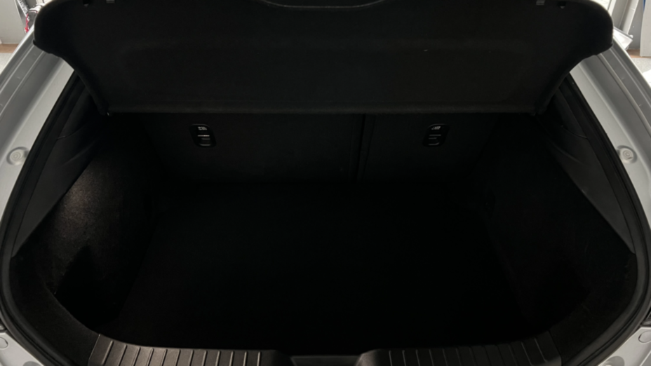 MAZDA 3 3 2.0 mHEV Homura