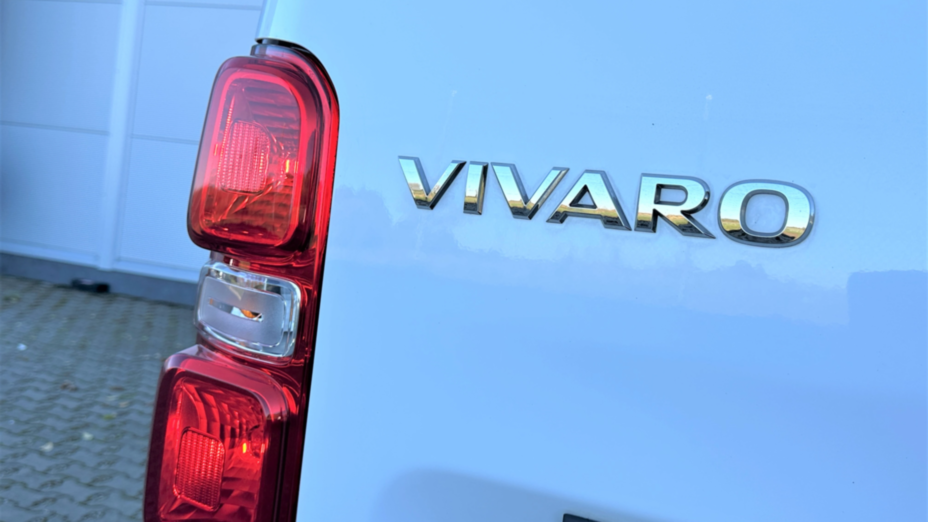 OPEL Vivaro Vivaro 2.0 CDTI Long 3,1t Enjoy