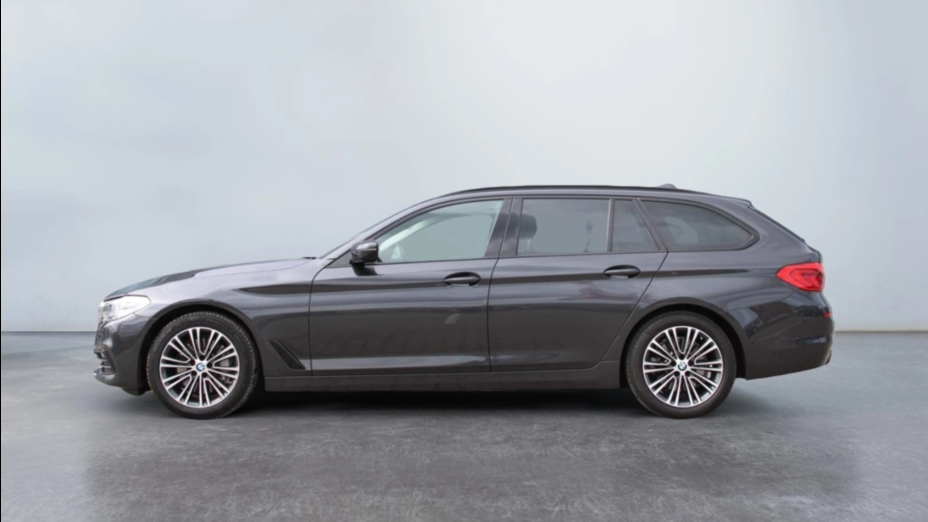 BMW Seria 5 530i xDrive Sport Line sport-aut