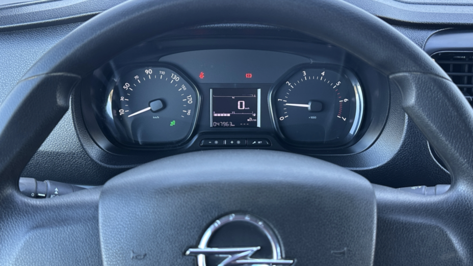 OPEL Vivaro Vivaro 2.0 CDTI Long 3,1t Enjoy