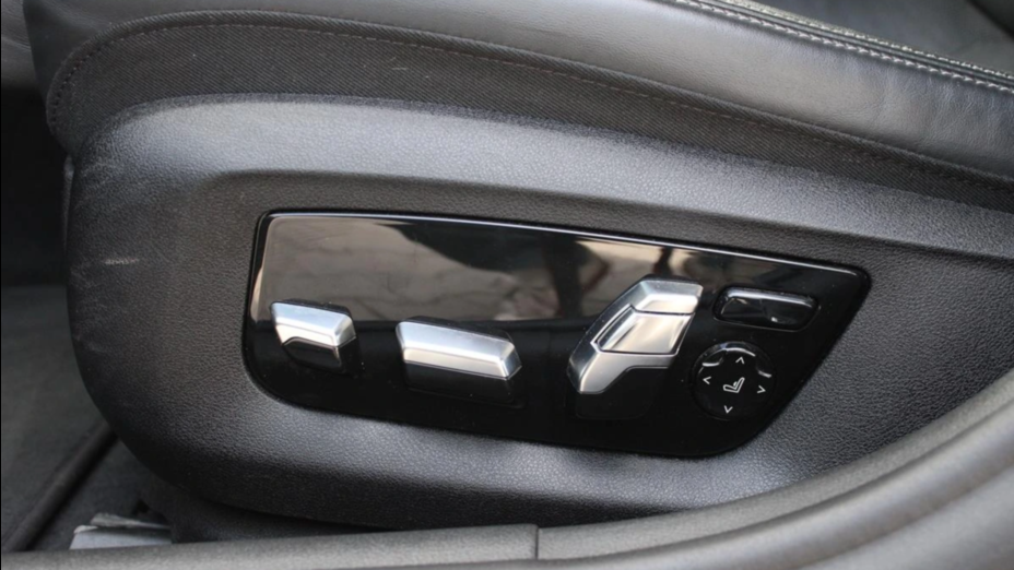 BMW Seria 5 530i xDrive Sport Line sport-aut