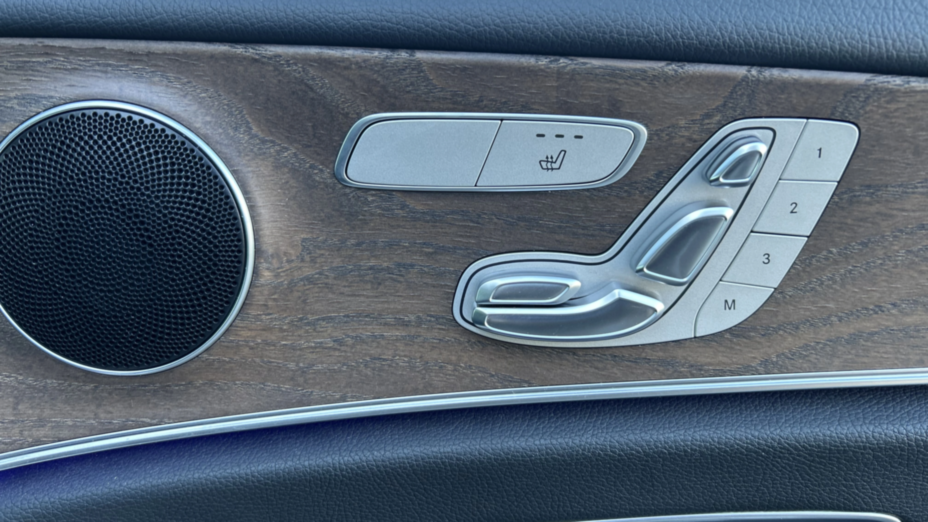 MERCEDES-BENZ E Klasa E 220 d 9G-TRONIC