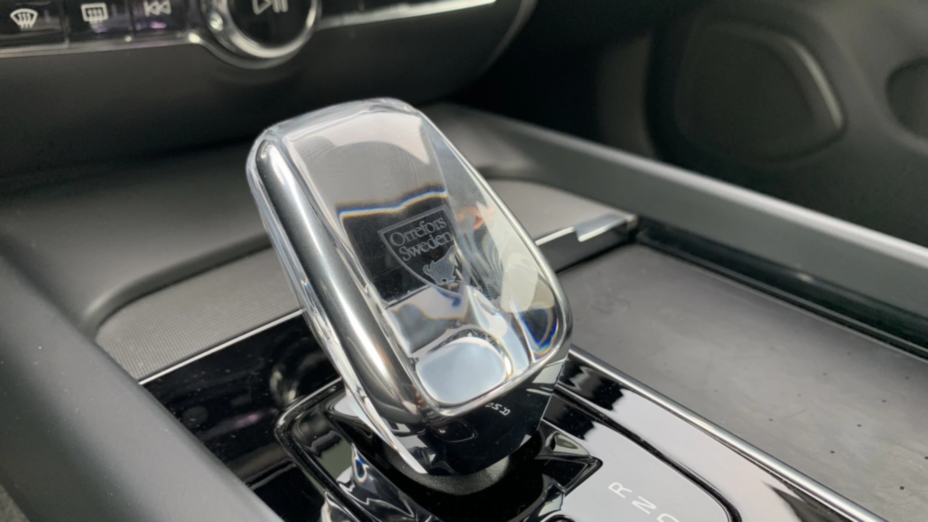 VOLVO V60 V60 B4 D Plus Dark aut