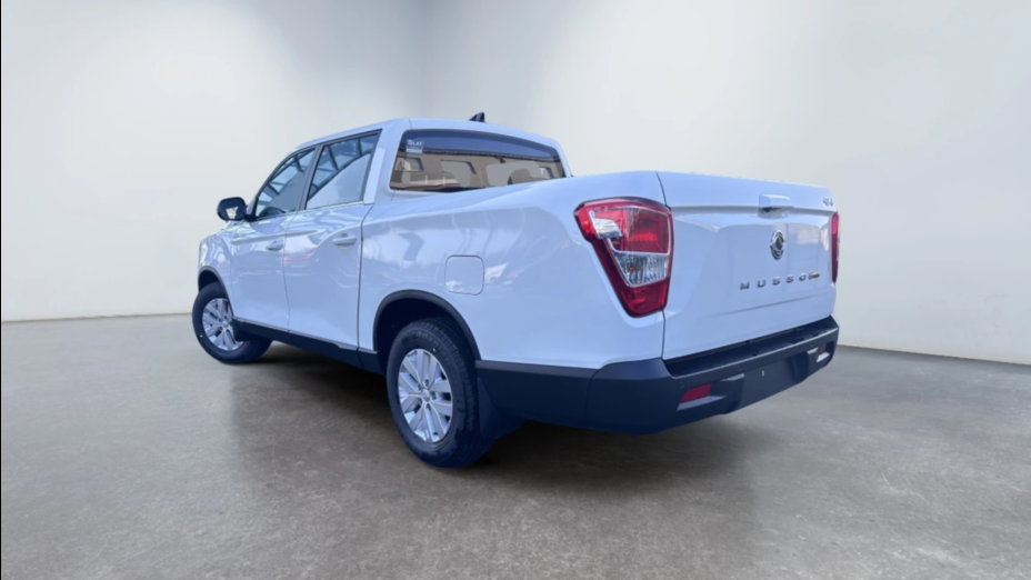 SSANGYONG Musso Musso Grand 2.2 e-XDi Adventure 4WD aut Nowy