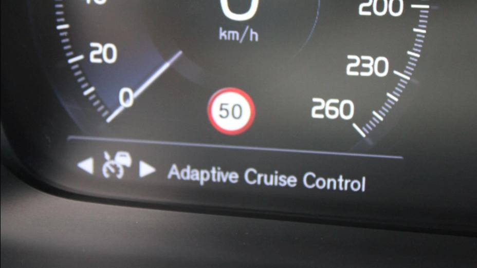 VOLVO V90 V90 D4 Momentum aut