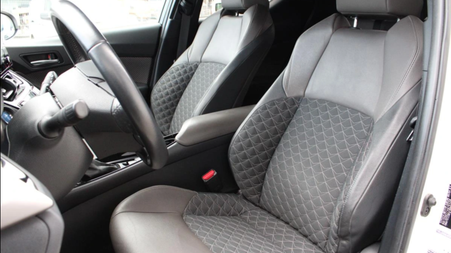 TOYOTA C-HR C-HR 2.0 Hybrid Executive